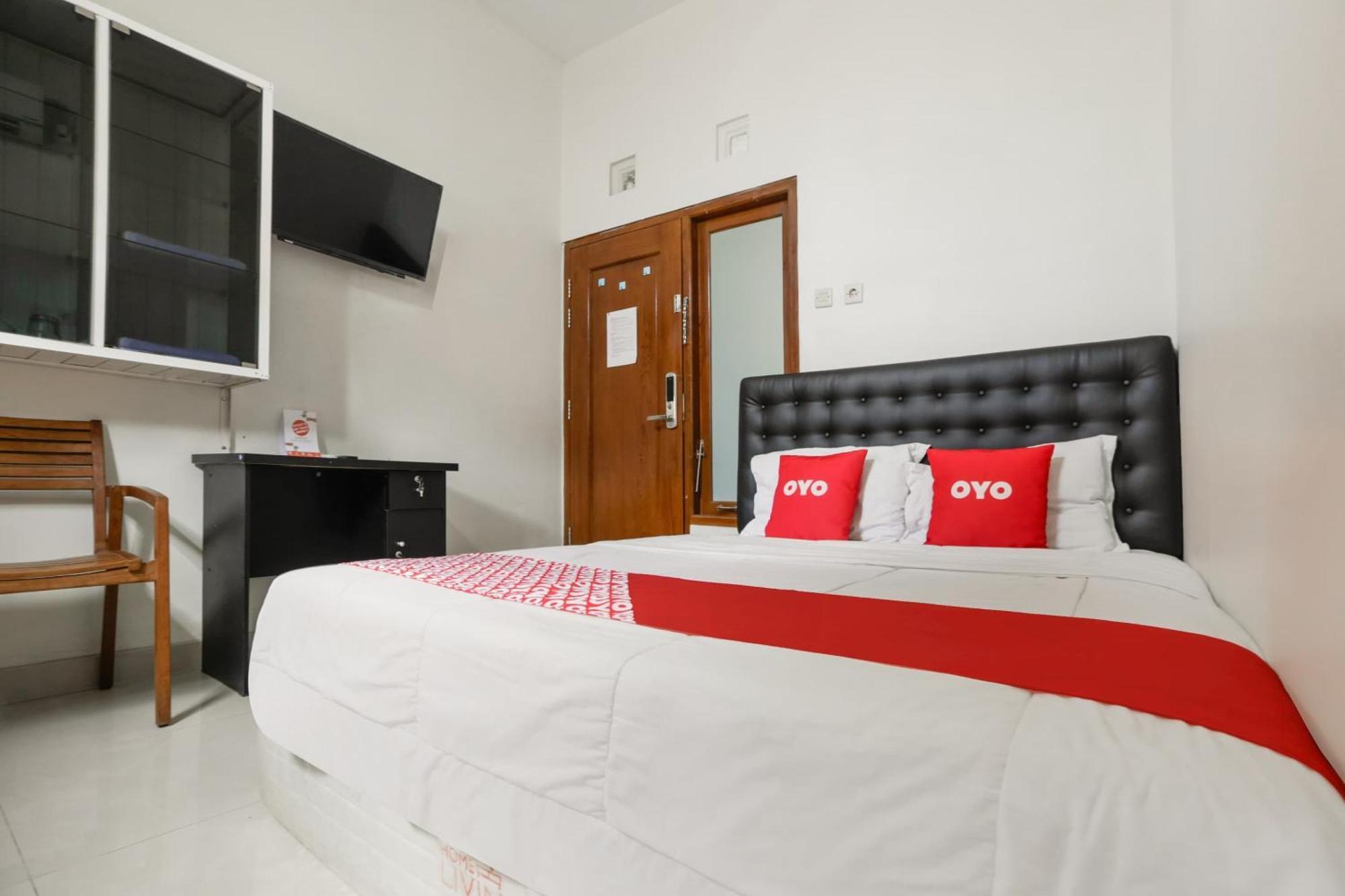 Super Oyo 3838 Tamansari Guest House Solo Kültér fotó