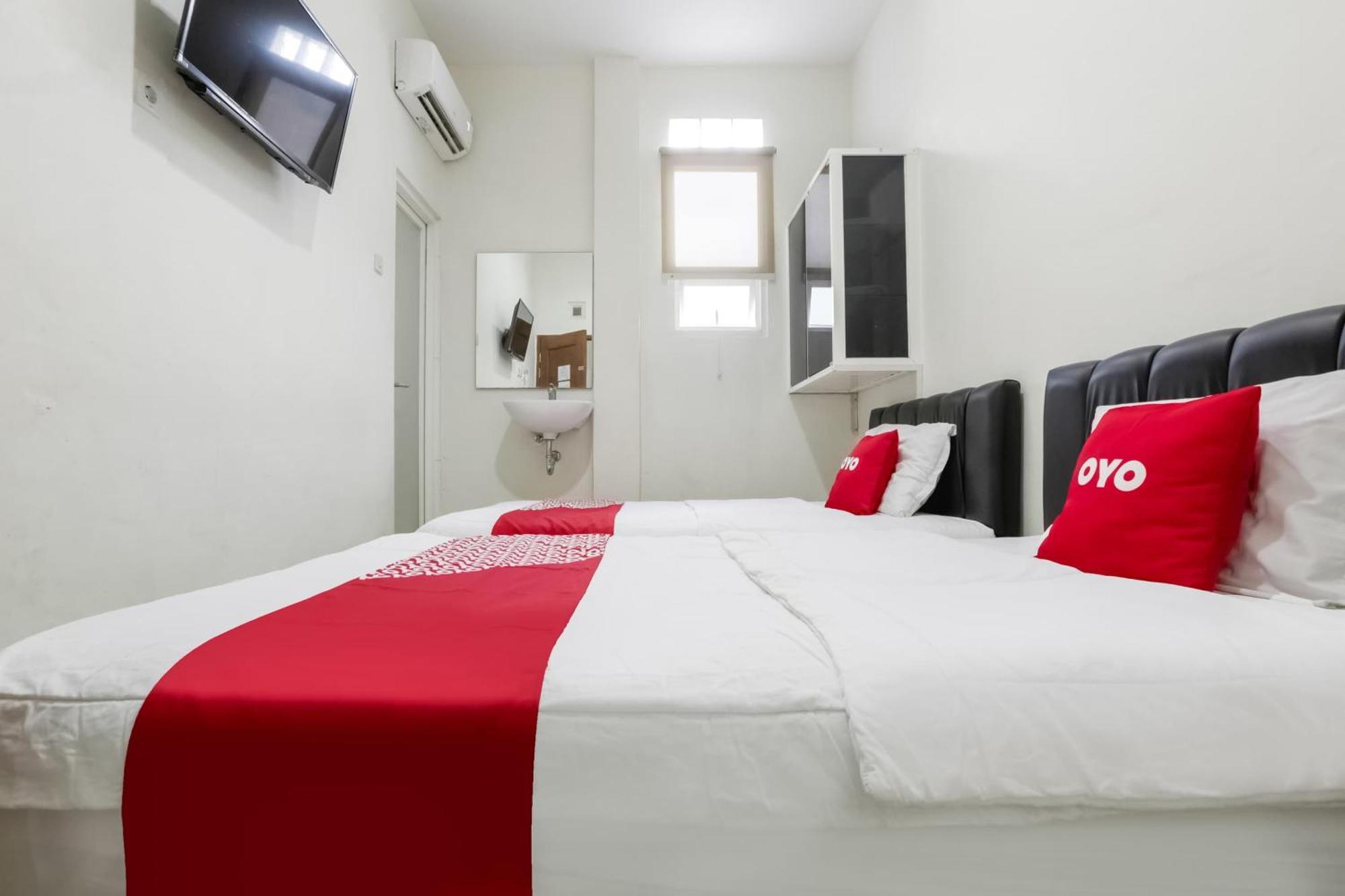 Super Oyo 3838 Tamansari Guest House Solo Kültér fotó